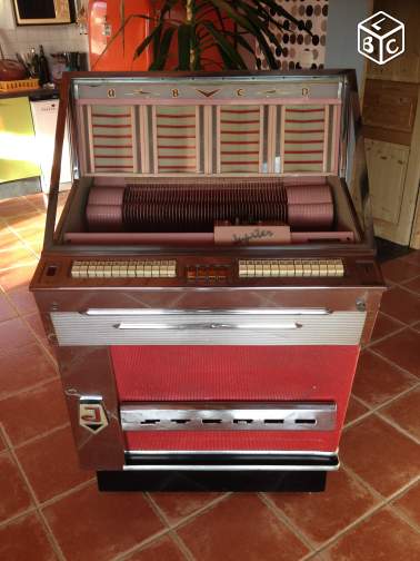 juke box jupiter 104S